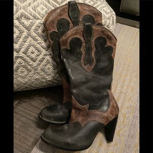 Women’s cowgirl boots